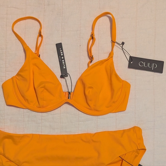 Cuup Bikini Top - Picture 1 of 3